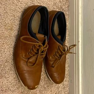 These shoes no longer fit they are 9.5 Sonoma bought of Amazon condition used